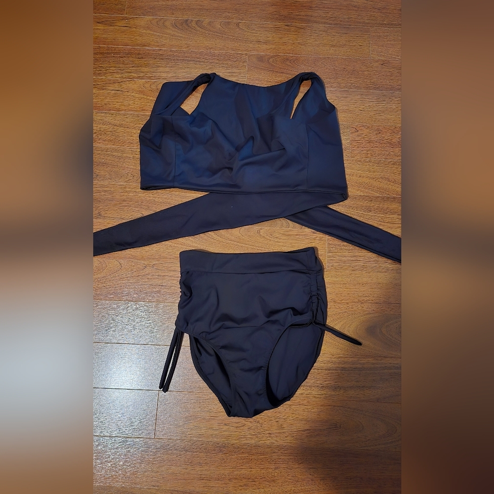 Free Label Swimsuit